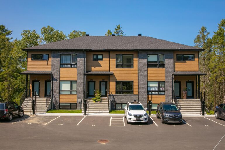 Logement à louer, 1573, rue du Calypso, Magog