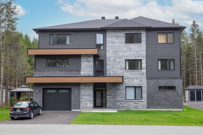 Logement à louer, 1606, rue du Calypso, Magog