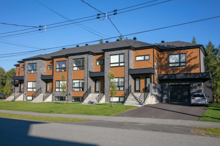 Logement à louer, 1633, rue du Calypso, Magog