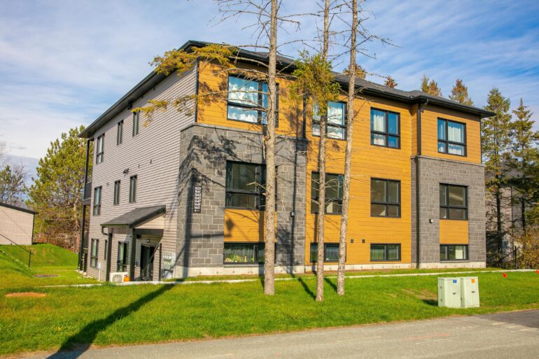 Logement à louer, 1639, rue du Calypso, Magog
