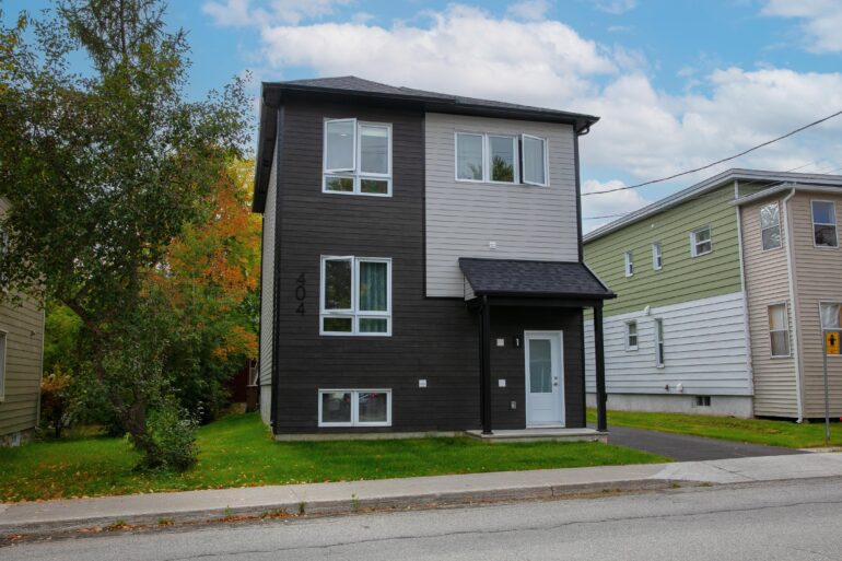 Logement à louer, 404, rue St-Patrice #1, Magog