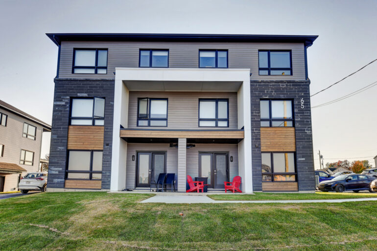 Logement à louer, 65, rue Michel-Robidoux #102, East-Angus