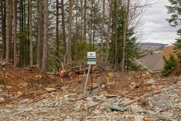Terrain à vendre, rue François-Xavier-Bureau, Sherbrooke (Fleurimont)